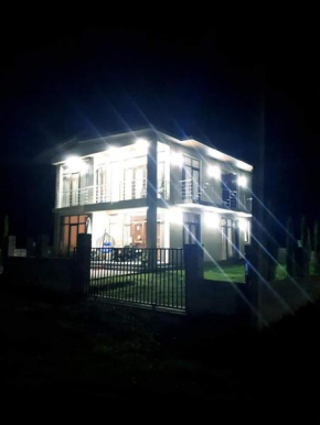ALEXSIS VILLA
